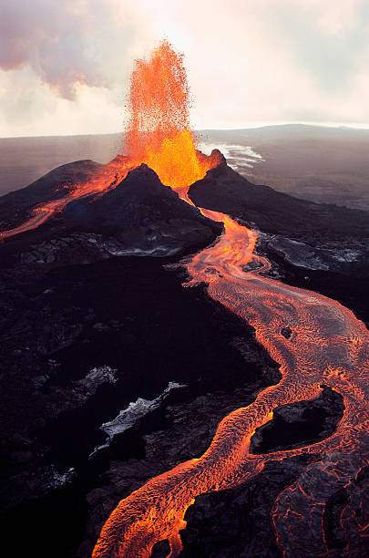 Kilauea Eruption: Hawaii’s Volcano Erupts Again in Thrilling Display of Nature’s Power